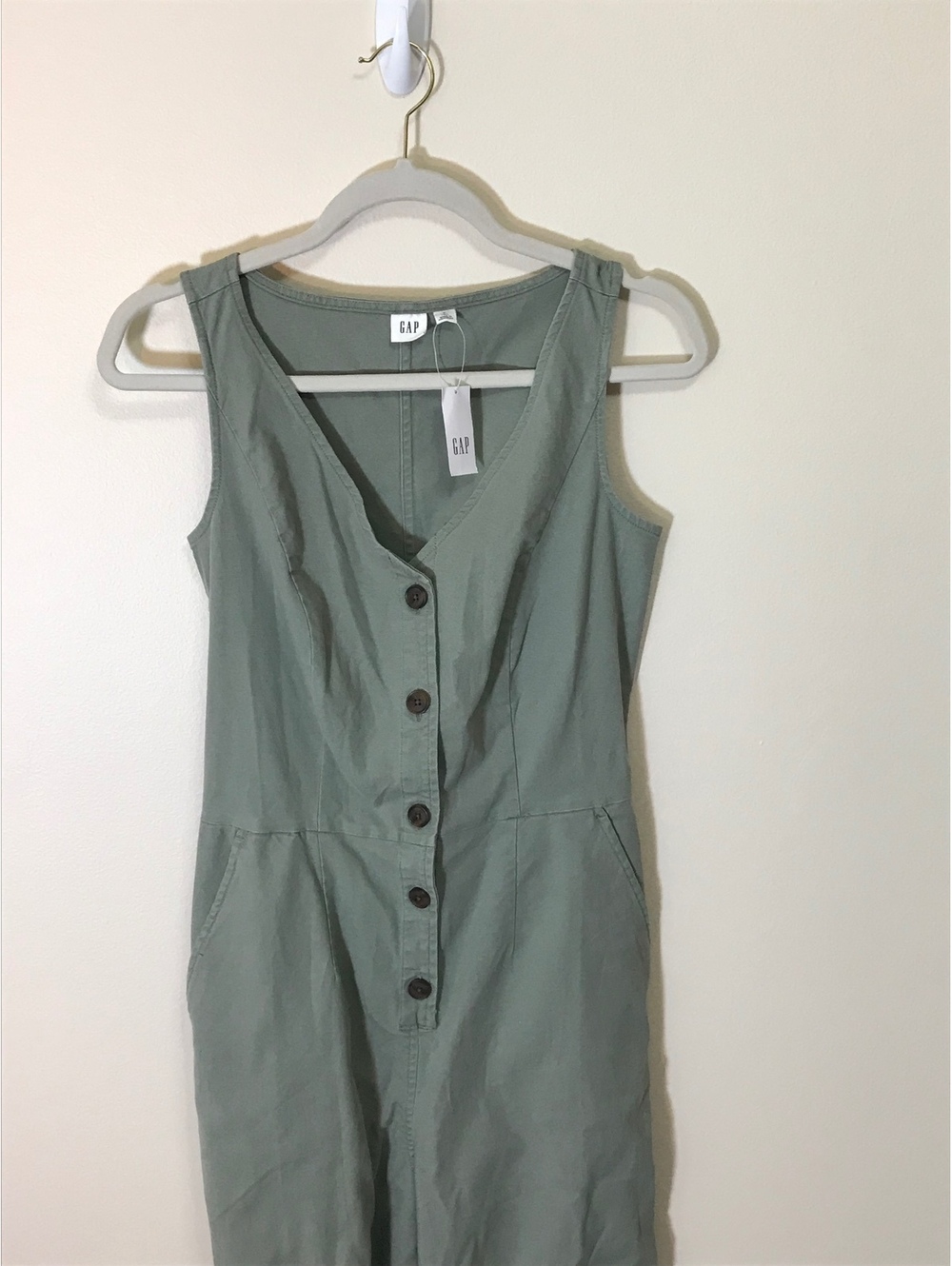 GAP Women's Button-Front Jumpsuit in Olive Green, Size 0 Tall